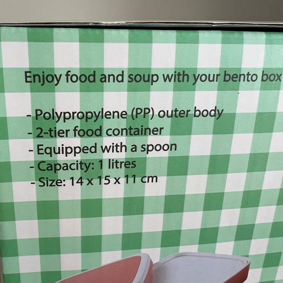 Peter Rabbit Pink 2-tier Bento Box - Picture 7 of 12